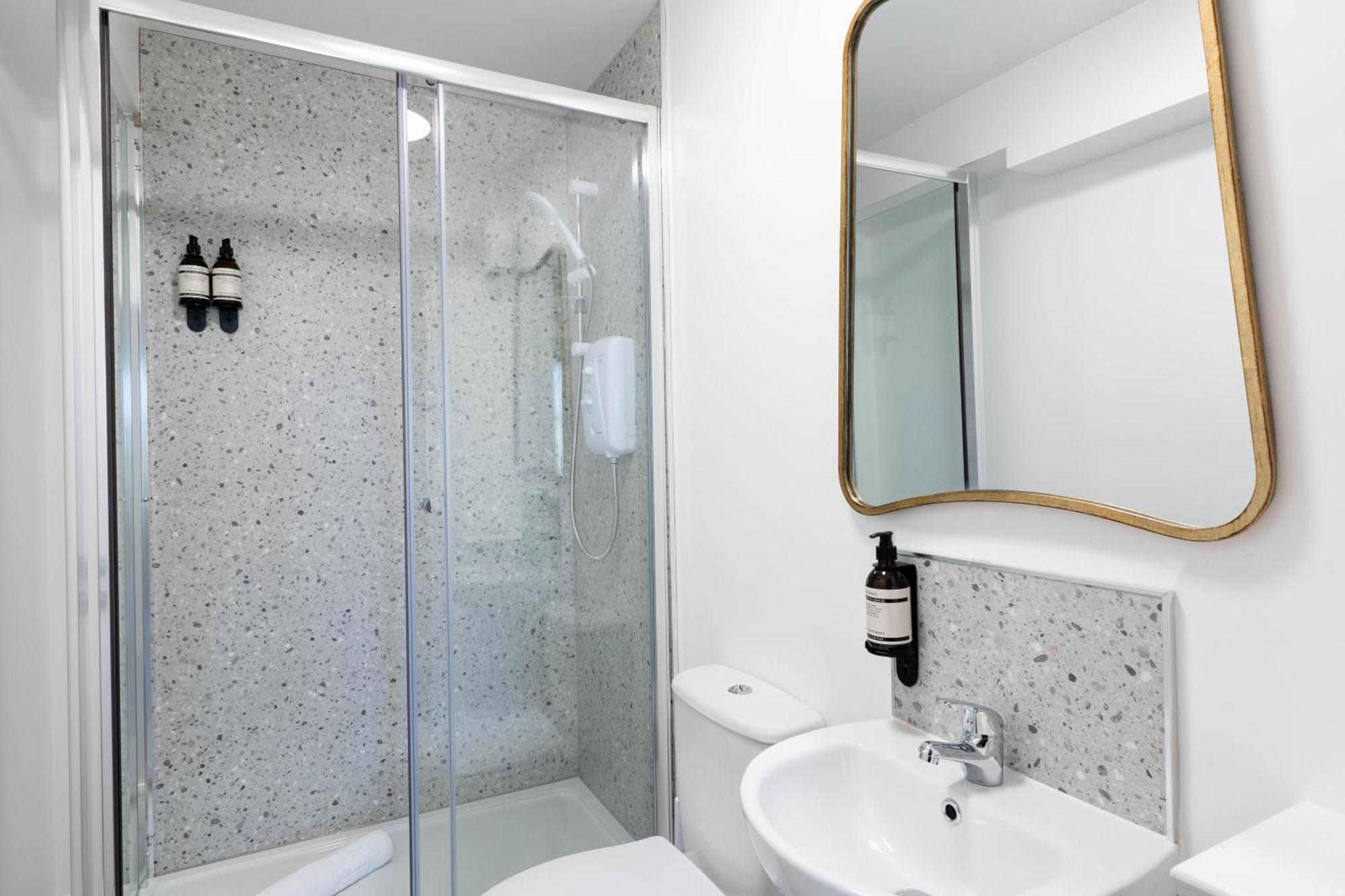 Wellington Place I Your Apartment Bristol Zewnętrze zdjęcie
