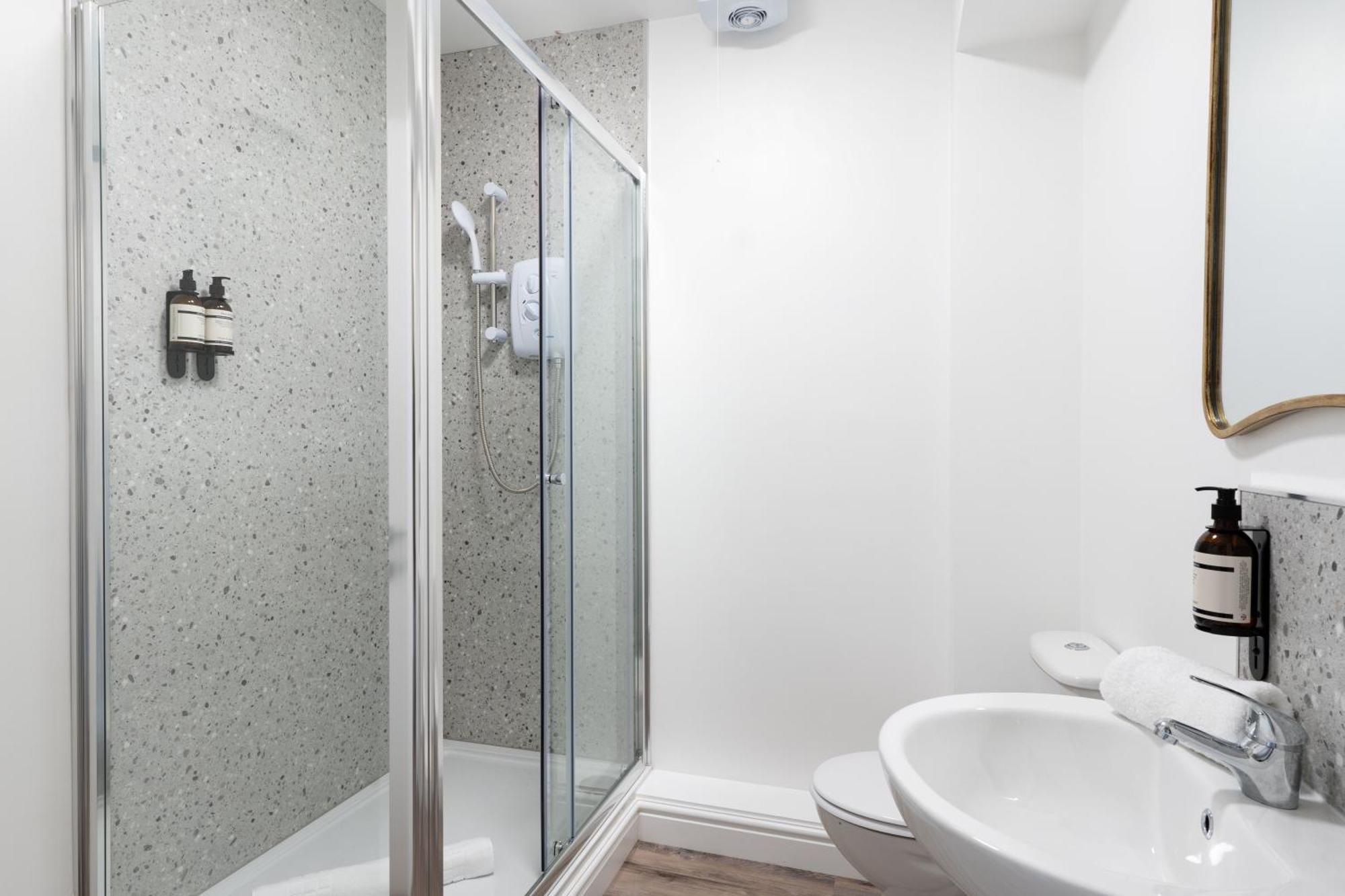 Wellington Place I Your Apartment Bristol Zewnętrze zdjęcie