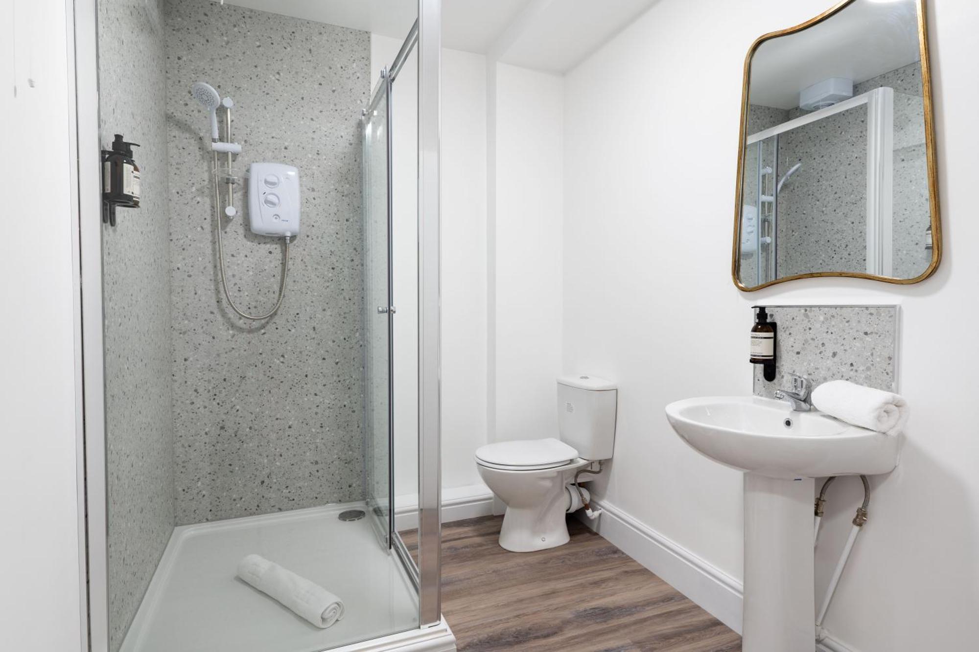 Wellington Place I Your Apartment Bristol Zewnętrze zdjęcie